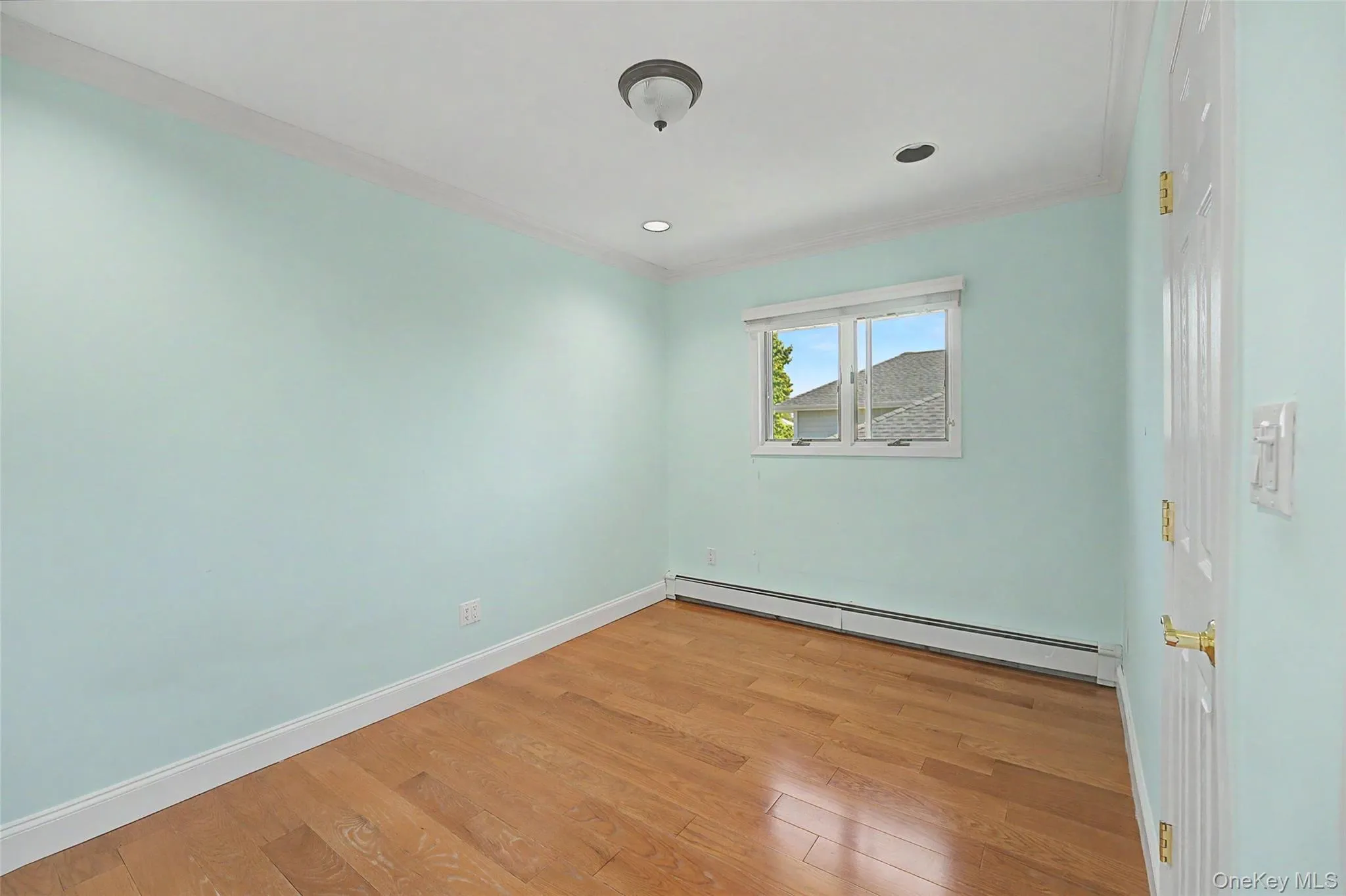 15 Hillvale Road, Oyster Bay, NY, 4 Bedrooms Bedrooms, 7 Rooms Rooms,3 BathroomsBathrooms,Residential,For Rent,Hillvale,0,1001415 15 Hillvale Road, Oyster Bay, NY, 4 Bedrooms Bedrooms, 7 Rooms Rooms,3 BathroomsBathrooms,Residential,For Rent,Hillvale,0,1001415
