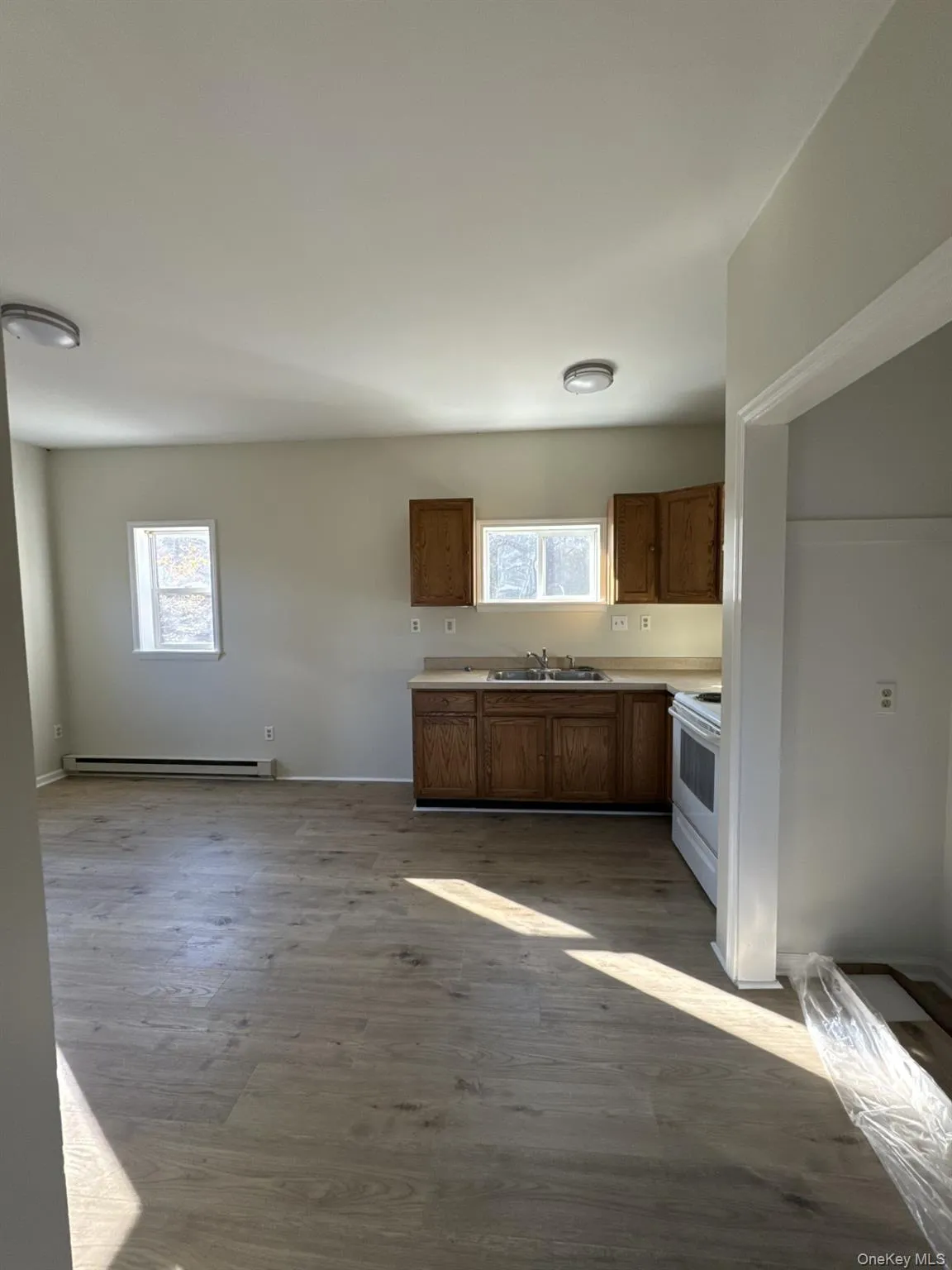 400 Round Lake Road, Rhinebeck, NY, 1 Bedroom Bedrooms, 5 Rooms Rooms,1 BathroomBathrooms,Residential Lease,For Rent,Round Lake,0,1001417 400 Round Lake Road, Rhinebeck, NY, 1 Bedroom Bedrooms, 5 Rooms Rooms,1 BathroomBathrooms,Residential Lease,For Rent,Round Lake,0,1001417