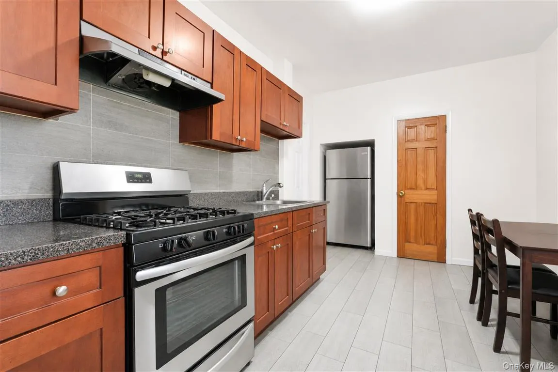 86-16 120th Street, New York, NY, 5 Bedrooms Bedrooms, 8 Rooms Rooms,4 BathroomsBathrooms,Residential Sale,For Rent,120th,0,1001419 86-16 120th Street, New York, NY, 5 Bedrooms Bedrooms, 8 Rooms Rooms,4 BathroomsBathrooms,Residential Sale,For Rent,120th,0,1001419