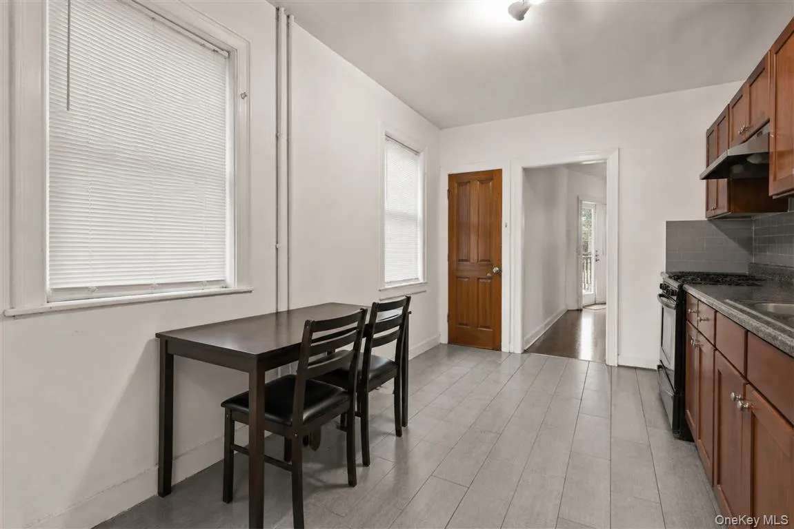 86-16 120th Street, New York, NY, 5 Bedrooms Bedrooms, 8 Rooms Rooms,4 BathroomsBathrooms,Residential Sale,For Rent,120th,0,1001419 86-16 120th Street, New York, NY, 5 Bedrooms Bedrooms, 8 Rooms Rooms,4 BathroomsBathrooms,Residential Sale,For Rent,120th,0,1001419