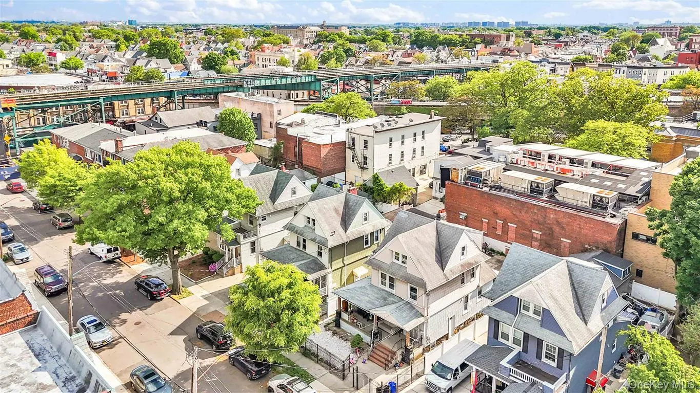 86-16 120th Street, New York, NY, 5 Bedrooms Bedrooms, 8 Rooms Rooms,4 BathroomsBathrooms,Residential Sale,For Rent,120th,0,1001419 86-16 120th Street, New York, NY, 5 Bedrooms Bedrooms, 8 Rooms Rooms,4 BathroomsBathrooms,Residential Sale,For Rent,120th,0,1001419