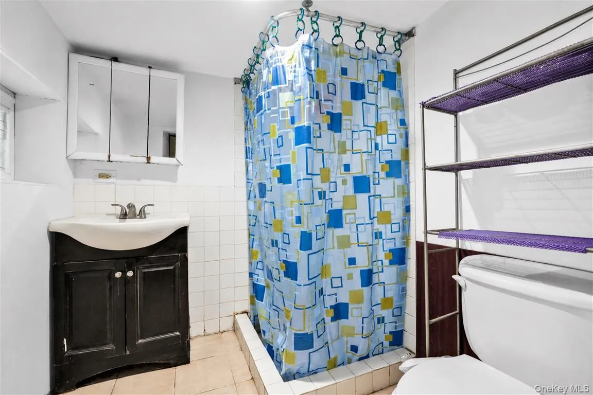 86-16 120th Street, New York, NY, 5 Bedrooms Bedrooms, 8 Rooms Rooms,4 BathroomsBathrooms,Residential Sale,For Rent,120th,0,1001419 86-16 120th Street, New York, NY, 5 Bedrooms Bedrooms, 8 Rooms Rooms,4 BathroomsBathrooms,Residential Sale,For Rent,120th,0,1001419