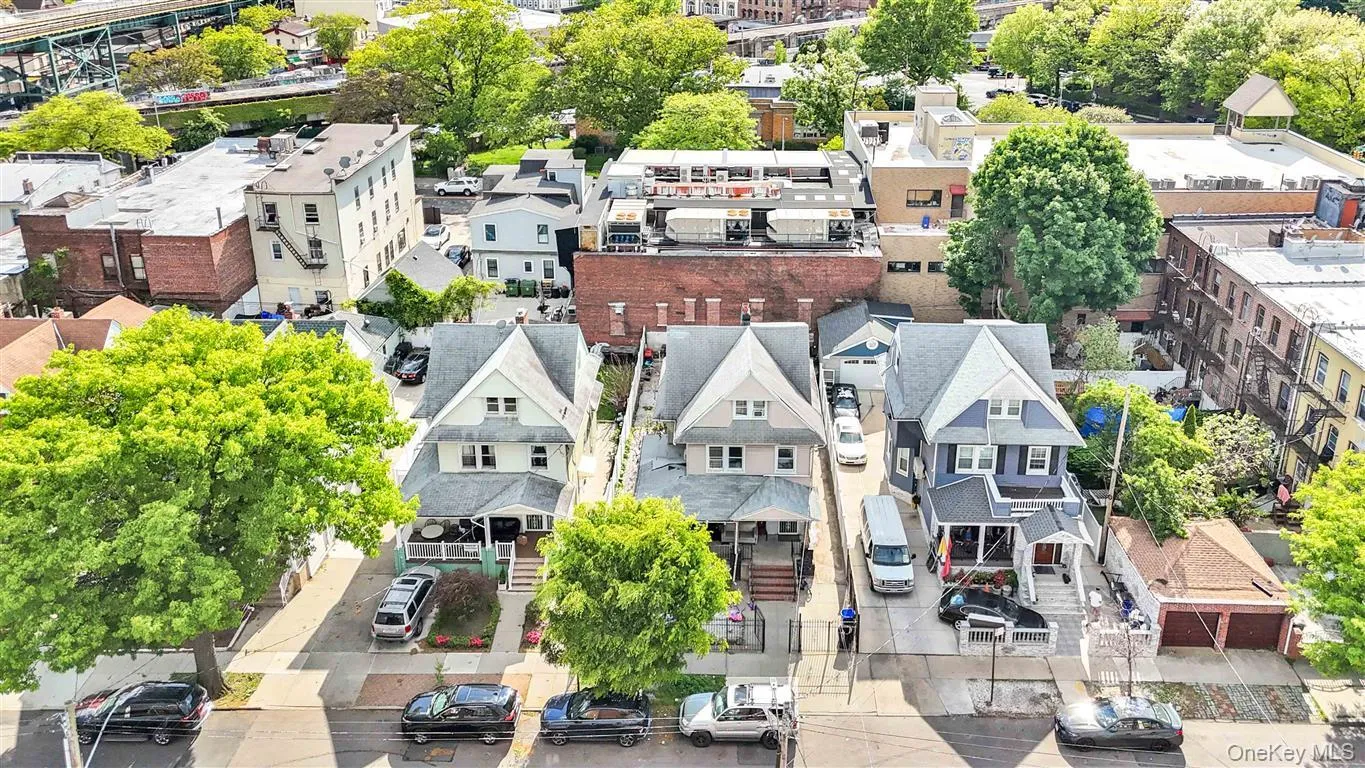 86-16 120th Street, New York, NY, 5 Bedrooms Bedrooms, 8 Rooms Rooms,4 BathroomsBathrooms,Residential Sale,For Rent,120th,0,1001419 86-16 120th Street, New York, NY, 5 Bedrooms Bedrooms, 8 Rooms Rooms,4 BathroomsBathrooms,Residential Sale,For Rent,120th,0,1001419