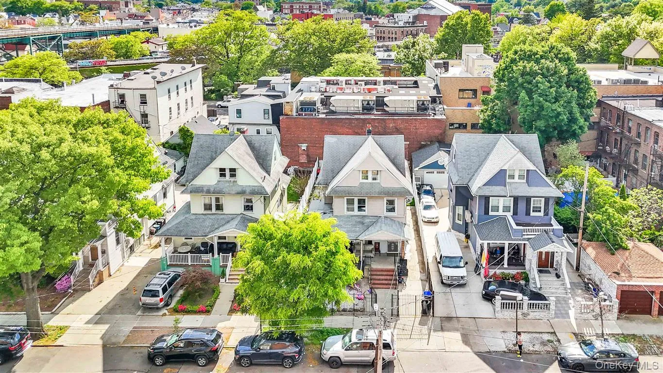 86-16 120th Street, New York, NY, 5 Bedrooms Bedrooms, 8 Rooms Rooms,4 BathroomsBathrooms,Residential Sale,For Rent,120th,0,1001419 86-16 120th Street, New York, NY, 5 Bedrooms Bedrooms, 8 Rooms Rooms,4 BathroomsBathrooms,Residential Sale,For Rent,120th,0,1001419