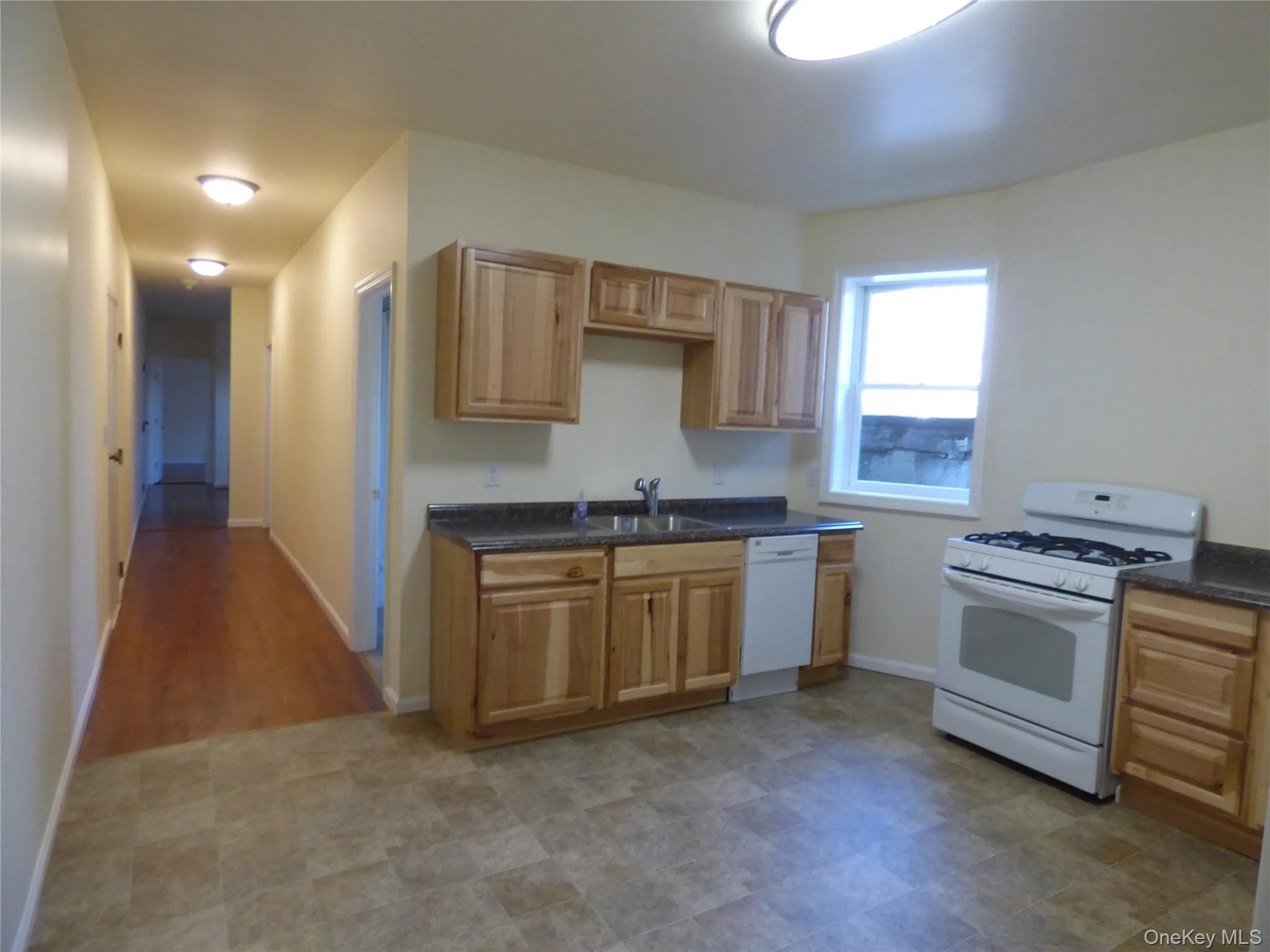 375 Greenwich Avenue, Greenwich, CT, 2 Bedrooms Bedrooms, 5 Rooms Rooms,1 BathroomBathrooms,Residential Lease,For Rent,Greenwich,0,1001421 375 Greenwich Avenue, Greenwich, CT, 2 Bedrooms Bedrooms, 5 Rooms Rooms,1 BathroomBathrooms,Residential Lease,For Rent,Greenwich,0,1001421
