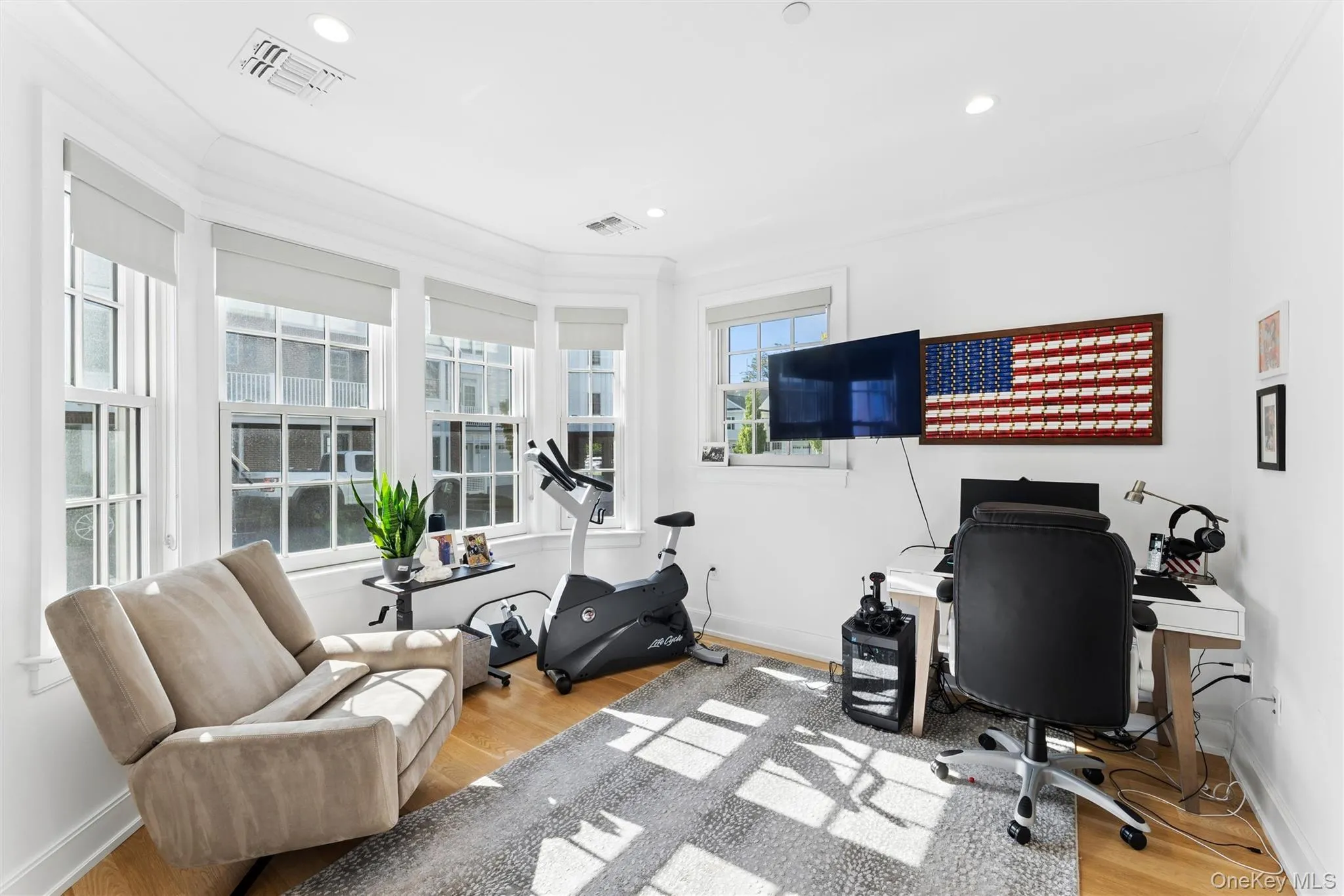 1001 Mill Creek, North Hempstead, NY, 3 Bedrooms Bedrooms, 6 Rooms Rooms,3 BathroomsBathrooms,Residential,For Rent,Mill,0,1001422 1001 Mill Creek, North Hempstead, NY, 3 Bedrooms Bedrooms, 6 Rooms Rooms,3 BathroomsBathrooms,Residential,For Rent,Mill,0,1001422