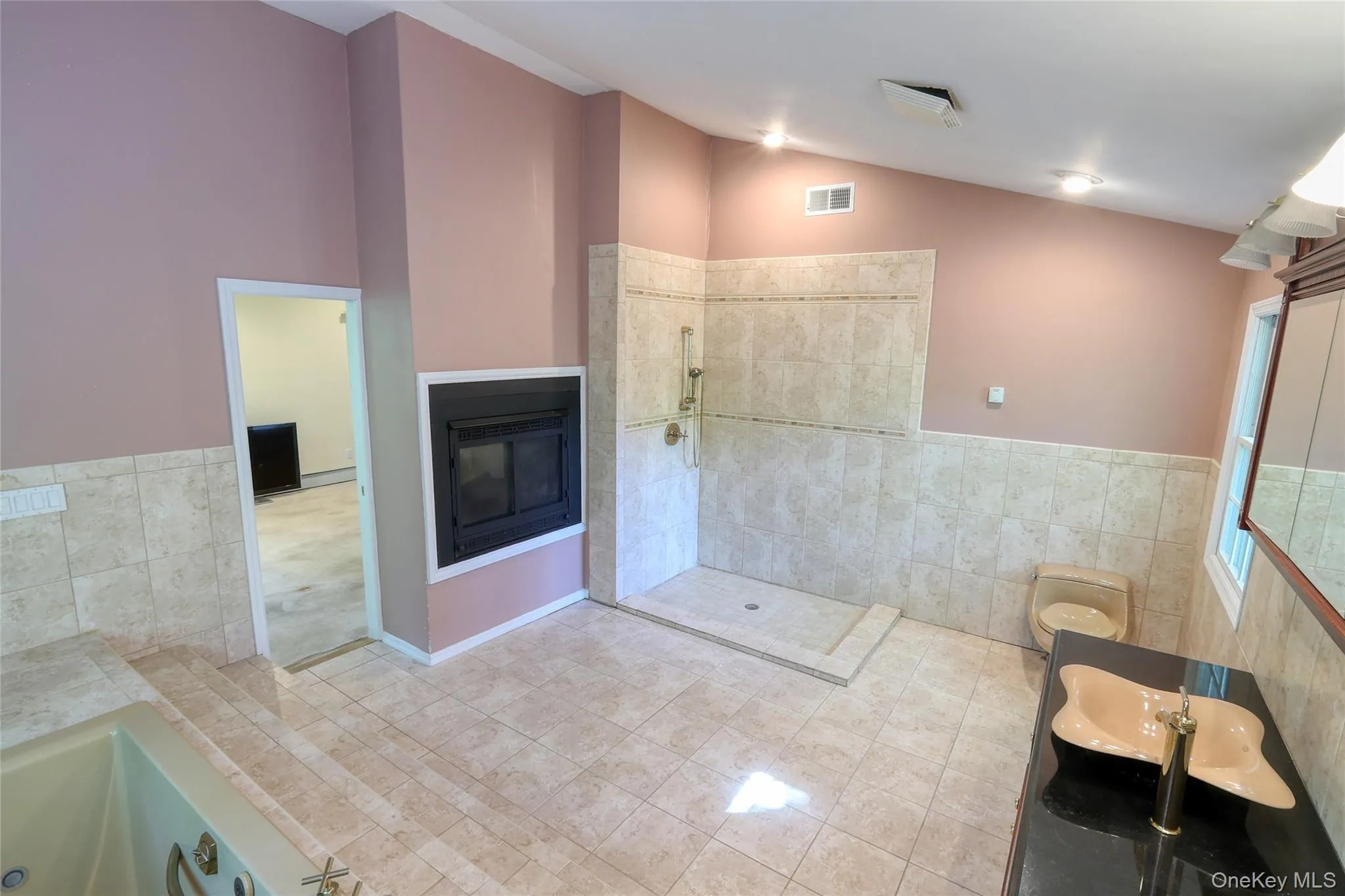 20 Valley Drive, Brookhaven, NY, 3 Bedrooms Bedrooms, 10 Rooms Rooms,3 BathroomsBathrooms,Residential,For Rent,Valley,0,1001427 20 Valley Drive, Brookhaven, NY, 3 Bedrooms Bedrooms, 10 Rooms Rooms,3 BathroomsBathrooms,Residential,For Rent,Valley,0,1001427
