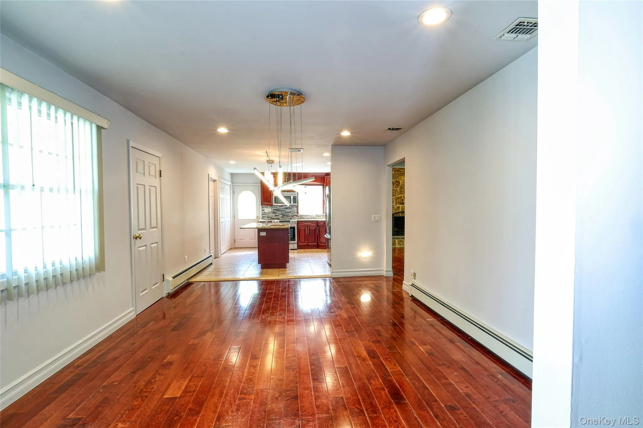 20 Valley Drive, Brookhaven, NY, 3 Bedrooms Bedrooms, 10 Rooms Rooms,3 BathroomsBathrooms,Residential,For Rent,Valley,0,1001427 20 Valley Drive, Brookhaven, NY, 3 Bedrooms Bedrooms, 10 Rooms Rooms,3 BathroomsBathrooms,Residential,For Rent,Valley,0,1001427