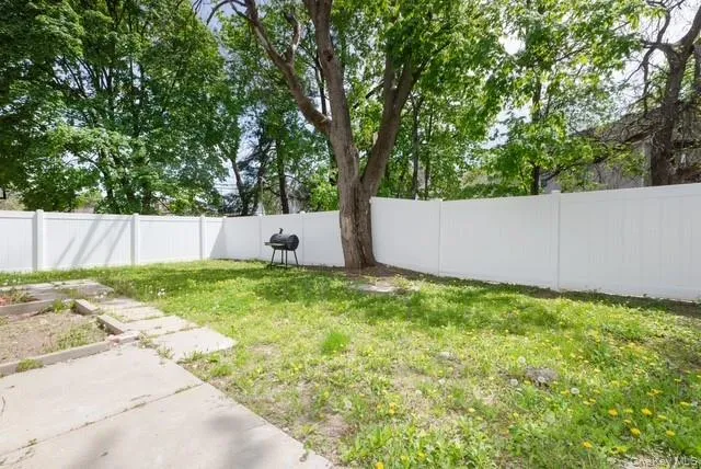 106 Winnikee Avenue, Poughkeepsie, NY, 6 Bedrooms Bedrooms, 6 Rooms Rooms,3 BathroomsBathrooms,Residential Lease,For Rent,Winnikee,0,1001436 106 Winnikee Avenue, Poughkeepsie, NY, 6 Bedrooms Bedrooms, 6 Rooms Rooms,3 BathroomsBathrooms,Residential Lease,For Rent,Winnikee,0,1001436