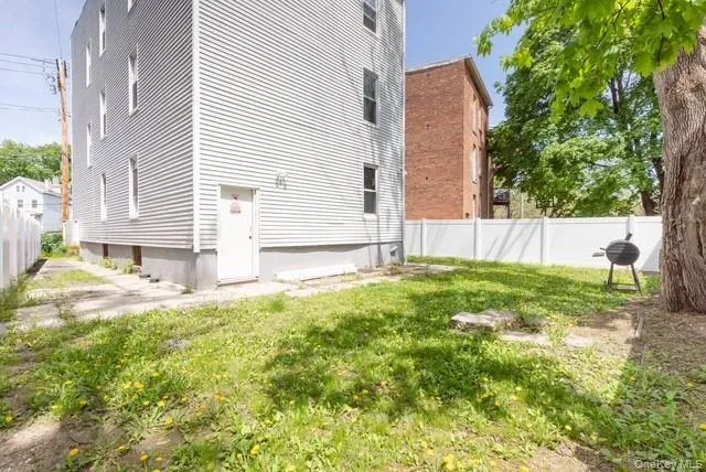 106 Winnikee Avenue, Poughkeepsie, NY, 6 Bedrooms Bedrooms, 6 Rooms Rooms,3 BathroomsBathrooms,Residential Lease,For Rent,Winnikee,0,1001436 106 Winnikee Avenue, Poughkeepsie, NY, 6 Bedrooms Bedrooms, 6 Rooms Rooms,3 BathroomsBathrooms,Residential Lease,For Rent,Winnikee,0,1001436
