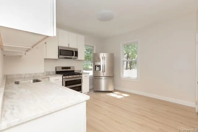 106 Winnikee Avenue, Poughkeepsie, NY, 6 Bedrooms Bedrooms, 6 Rooms Rooms,3 BathroomsBathrooms,Residential Lease,For Rent,Winnikee,0,1001436 106 Winnikee Avenue, Poughkeepsie, NY, 6 Bedrooms Bedrooms, 6 Rooms Rooms,3 BathroomsBathrooms,Residential Lease,For Rent,Winnikee,0,1001436