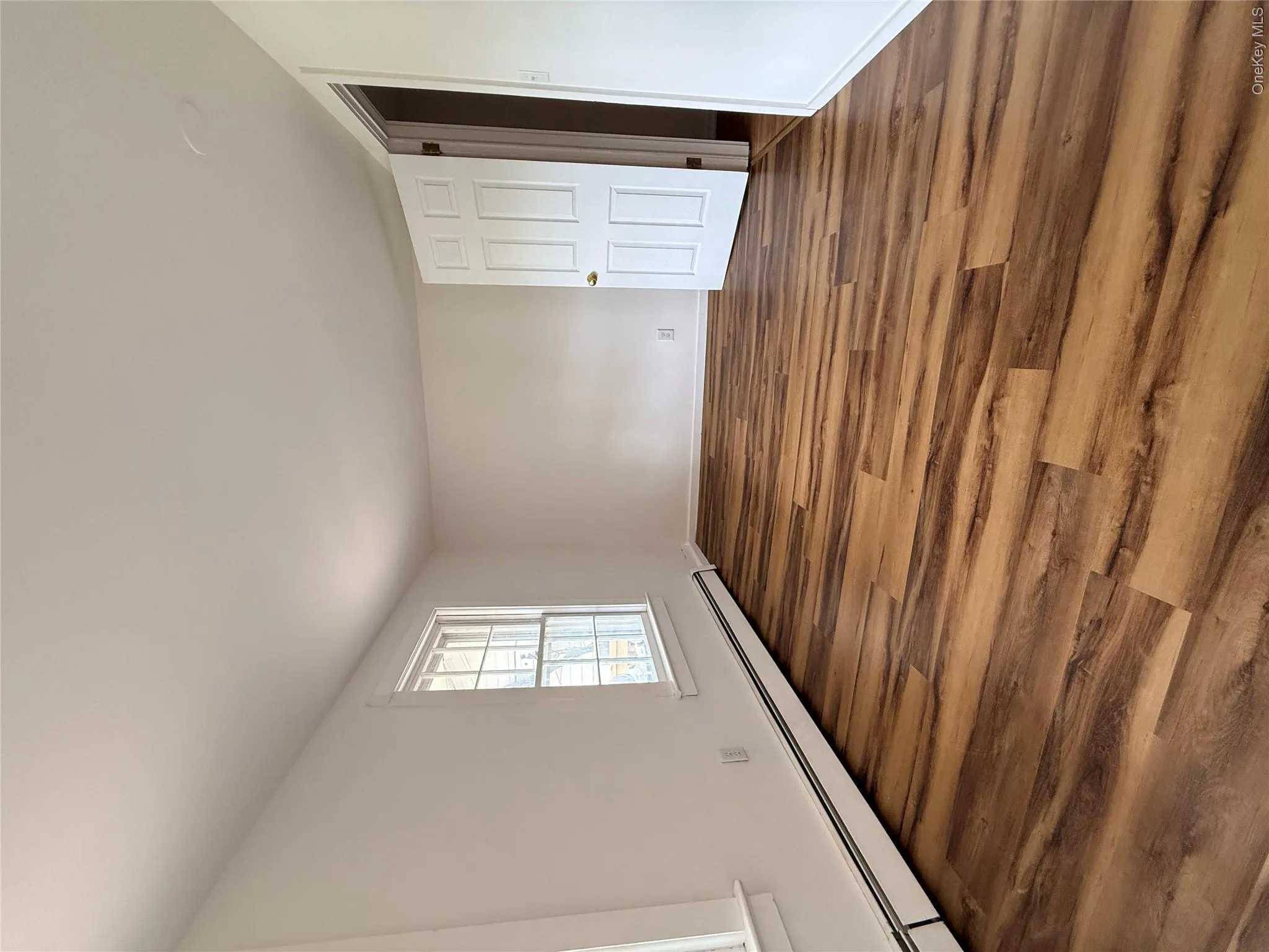 19 Quartz Lane, Greenville, NY, 3 Bedrooms Bedrooms, 5 Rooms Rooms,2 BathroomsBathrooms,Residential Lease,For Rent,Quartz,0,1001438 19 Quartz Lane, Greenville, NY, 3 Bedrooms Bedrooms, 5 Rooms Rooms,2 BathroomsBathrooms,Residential Lease,For Rent,Quartz,0,1001438