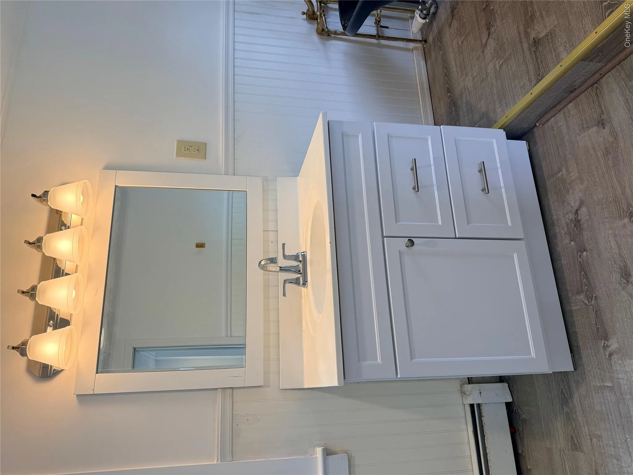 19 Quartz Lane, Greenville, NY, 3 Bedrooms Bedrooms, 5 Rooms Rooms,2 BathroomsBathrooms,Residential Lease,For Rent,Quartz,0,1001438 19 Quartz Lane, Greenville, NY, 3 Bedrooms Bedrooms, 5 Rooms Rooms,2 BathroomsBathrooms,Residential Lease,For Rent,Quartz,0,1001438