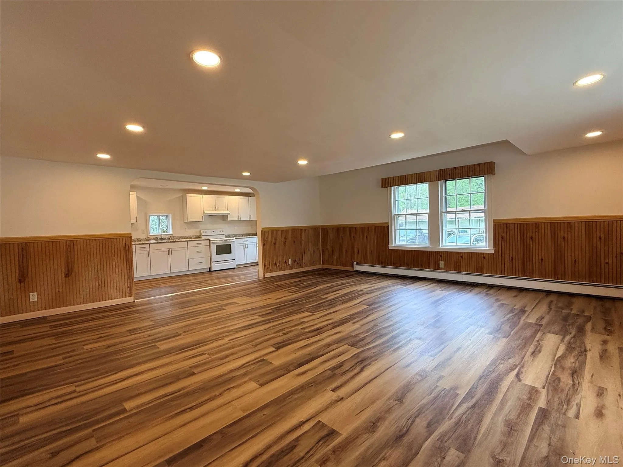 19 Quartz Lane, Greenville, NY, 3 Bedrooms Bedrooms, 5 Rooms Rooms,2 BathroomsBathrooms,Residential Lease,For Rent,Quartz,0,1001438 19 Quartz Lane, Greenville, NY, 3 Bedrooms Bedrooms, 5 Rooms Rooms,2 BathroomsBathrooms,Residential Lease,For Rent,Quartz,0,1001438
