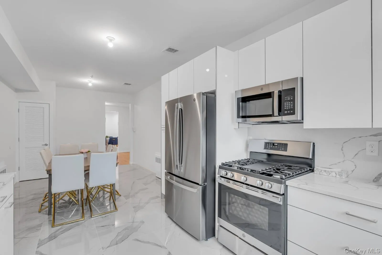182 Blauvelt Road, Ramapo, NY, 5 Bedrooms Bedrooms, 14 Rooms Rooms,3 BathroomsBathrooms,Residential,For Rent,Blauvelt,0,1001442 182 Blauvelt Road, Ramapo, NY, 5 Bedrooms Bedrooms, 14 Rooms Rooms,3 BathroomsBathrooms,Residential,For Rent,Blauvelt,0,1001442