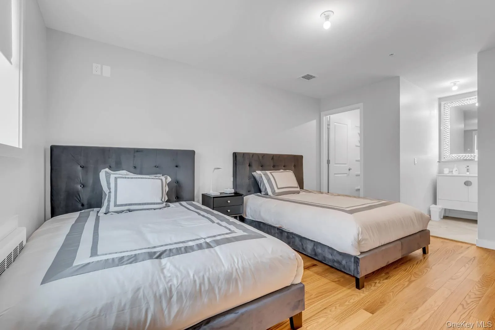 182 Blauvelt Road, Ramapo, NY, 5 Bedrooms Bedrooms, 14 Rooms Rooms,3 BathroomsBathrooms,Residential,For Rent,Blauvelt,0,1001442 182 Blauvelt Road, Ramapo, NY, 5 Bedrooms Bedrooms, 14 Rooms Rooms,3 BathroomsBathrooms,Residential,For Rent,Blauvelt,0,1001442