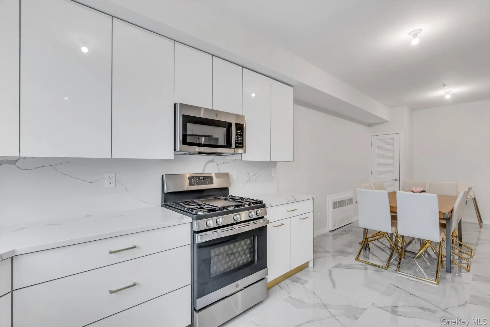182 Blauvelt Road, Ramapo, NY, 5 Bedrooms Bedrooms, 14 Rooms Rooms,3 BathroomsBathrooms,Residential,For Rent,Blauvelt,0,1001442 182 Blauvelt Road, Ramapo, NY, 5 Bedrooms Bedrooms, 14 Rooms Rooms,3 BathroomsBathrooms,Residential,For Rent,Blauvelt,0,1001442