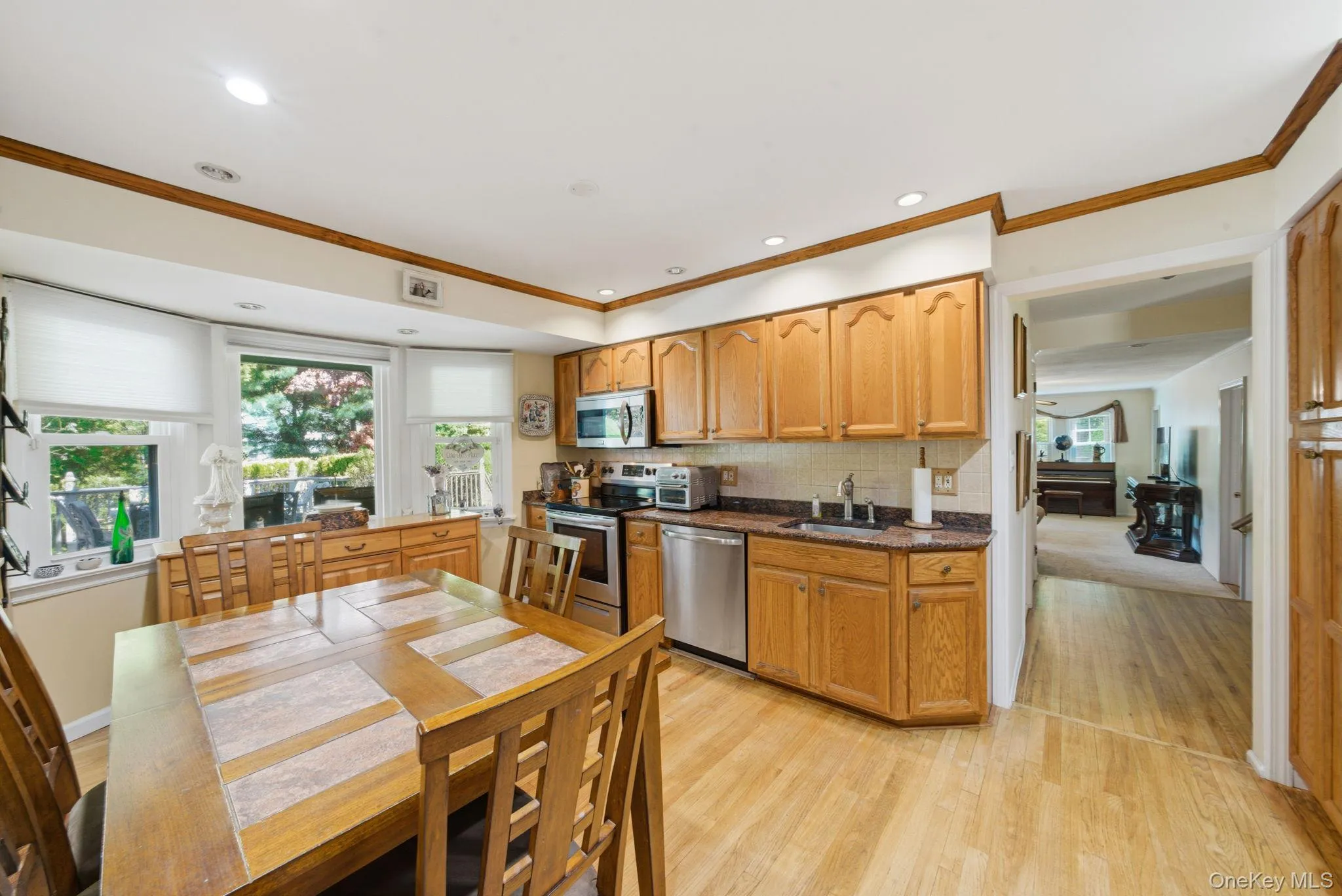 2 Rainbow Lane, Brookhaven, NY, 4 Bedrooms Bedrooms, 9 Rooms Rooms,3 BathroomsBathrooms,Residential,For Rent,Rainbow,0,1001446 2 Rainbow Lane, Brookhaven, NY, 4 Bedrooms Bedrooms, 9 Rooms Rooms,3 BathroomsBathrooms,Residential,For Rent,Rainbow,0,1001446
