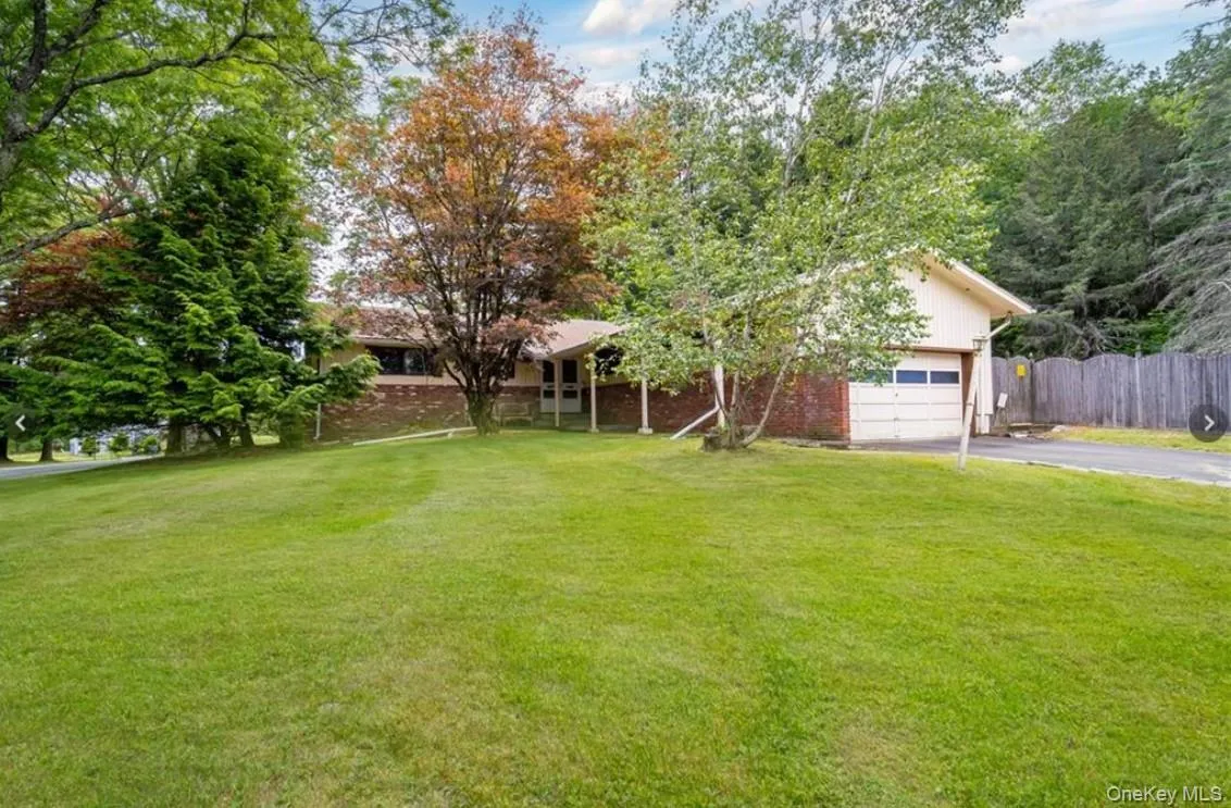 36 Lakeland Drive, Fallsburg, NY, 3 Bedrooms Bedrooms, 6 Rooms Rooms,3 BathroomsBathrooms,Residential,For Rent,Lakeland,0,1001453 36 Lakeland Drive, Fallsburg, NY, 3 Bedrooms Bedrooms, 6 Rooms Rooms,3 BathroomsBathrooms,Residential,For Rent,Lakeland,0,1001453