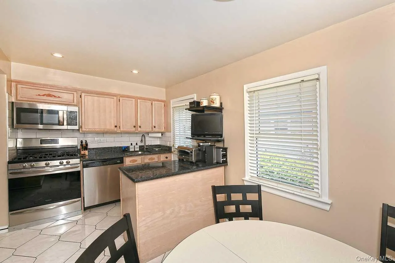 548 Stratford Road, Hempstead, NY, 3 Bedrooms Bedrooms, 9 Rooms Rooms,3 BathroomsBathrooms,Residential,For Rent,Stratford,0,1001454 548 Stratford Road, Hempstead, NY, 3 Bedrooms Bedrooms, 9 Rooms Rooms,3 BathroomsBathrooms,Residential,For Rent,Stratford,0,1001454