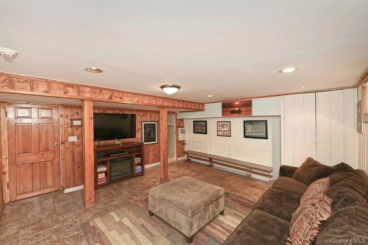 548 Stratford Road, Hempstead, NY, 3 Bedrooms Bedrooms, 9 Rooms Rooms,3 BathroomsBathrooms,Residential,For Rent,Stratford,0,1001454 548 Stratford Road, Hempstead, NY, 3 Bedrooms Bedrooms, 9 Rooms Rooms,3 BathroomsBathrooms,Residential,For Rent,Stratford,0,1001454
