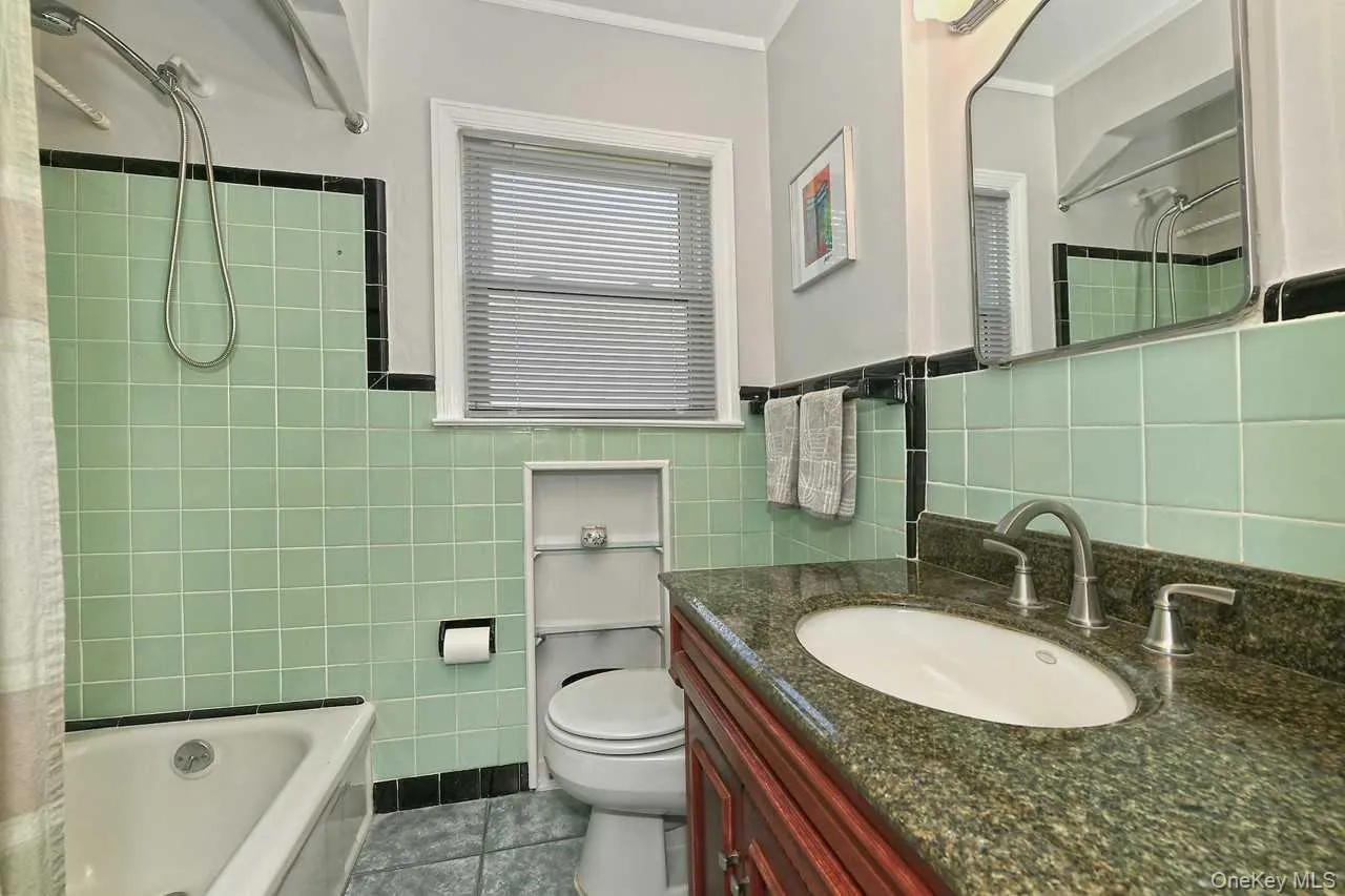 548 Stratford Road, Hempstead, NY, 3 Bedrooms Bedrooms, 9 Rooms Rooms,3 BathroomsBathrooms,Residential,For Rent,Stratford,0,1001454 548 Stratford Road, Hempstead, NY, 3 Bedrooms Bedrooms, 9 Rooms Rooms,3 BathroomsBathrooms,Residential,For Rent,Stratford,0,1001454