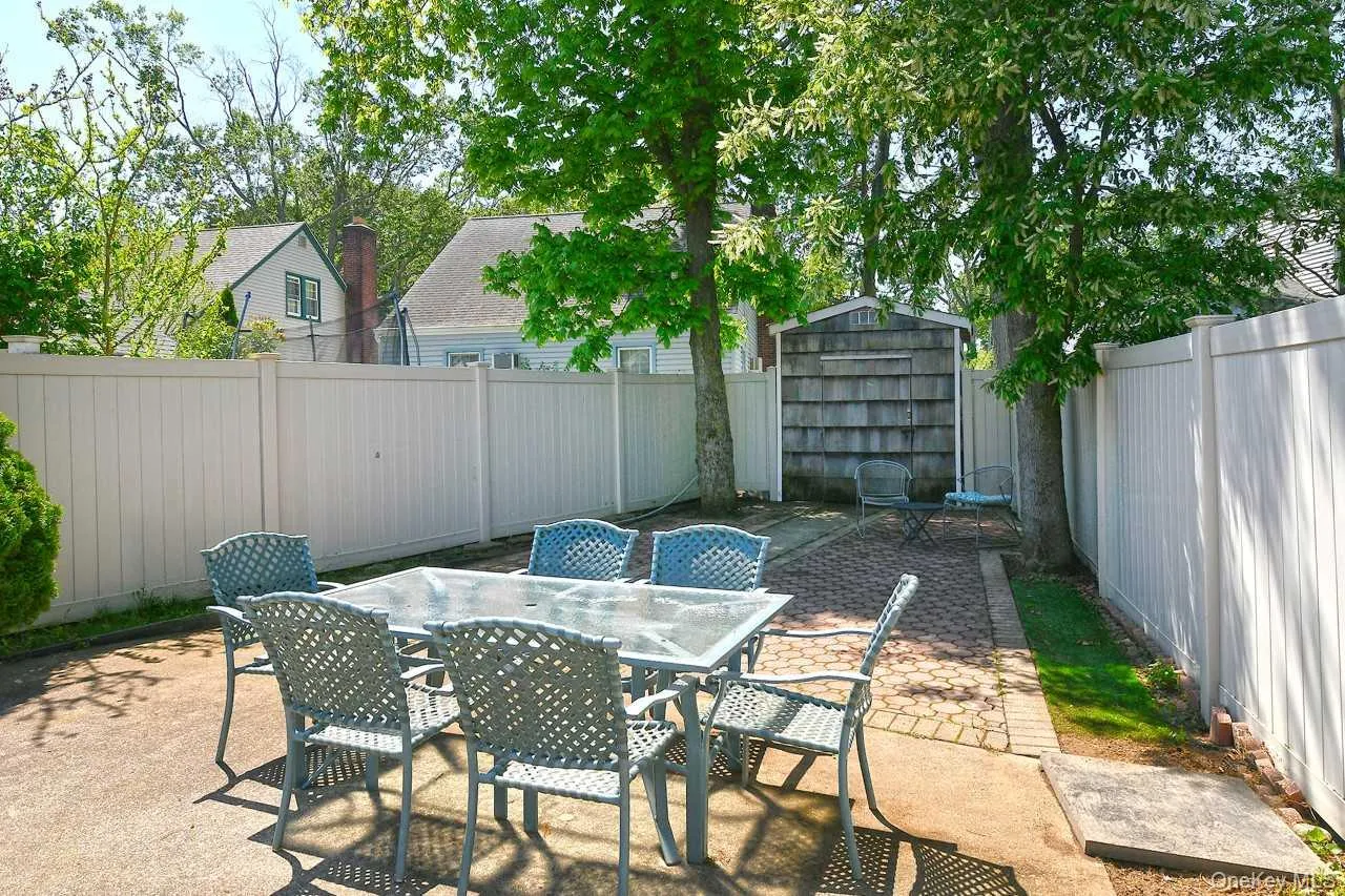 548 Stratford Road, Hempstead, NY, 3 Bedrooms Bedrooms, 9 Rooms Rooms,3 BathroomsBathrooms,Residential,For Rent,Stratford,0,1001454 548 Stratford Road, Hempstead, NY, 3 Bedrooms Bedrooms, 9 Rooms Rooms,3 BathroomsBathrooms,Residential,For Rent,Stratford,0,1001454