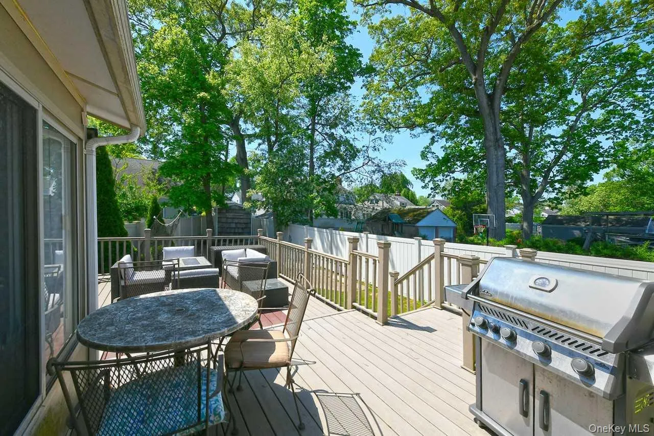 548 Stratford Road, Hempstead, NY, 3 Bedrooms Bedrooms, 9 Rooms Rooms,3 BathroomsBathrooms,Residential,For Rent,Stratford,0,1001454 548 Stratford Road, Hempstead, NY, 3 Bedrooms Bedrooms, 9 Rooms Rooms,3 BathroomsBathrooms,Residential,For Rent,Stratford,0,1001454