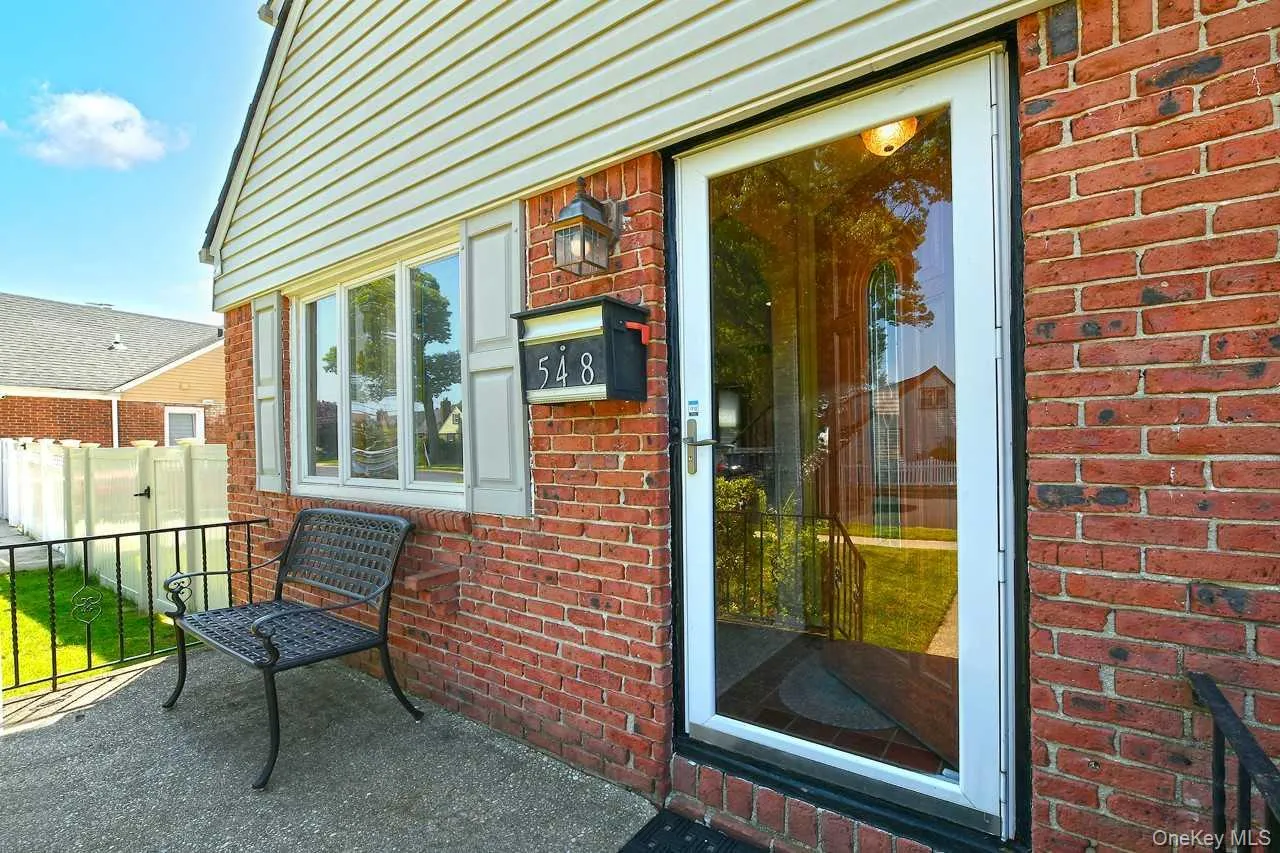 548 Stratford Road, Hempstead, NY, 3 Bedrooms Bedrooms, 9 Rooms Rooms,3 BathroomsBathrooms,Residential,For Rent,Stratford,0,1001454 548 Stratford Road, Hempstead, NY, 3 Bedrooms Bedrooms, 9 Rooms Rooms,3 BathroomsBathrooms,Residential,For Rent,Stratford,0,1001454
