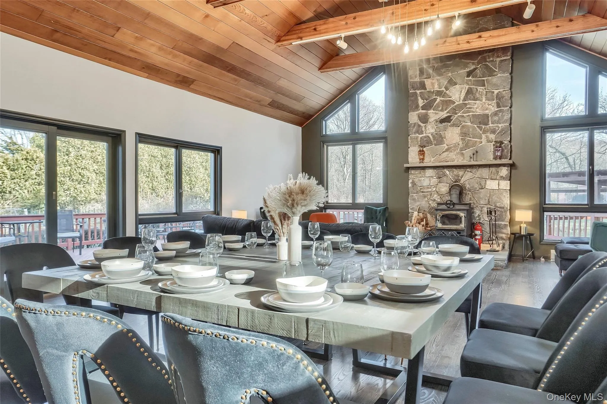 Vaulted wood-paneled ceiling with exposed beams Vaulted wood-paneled ceiling with exposed beams