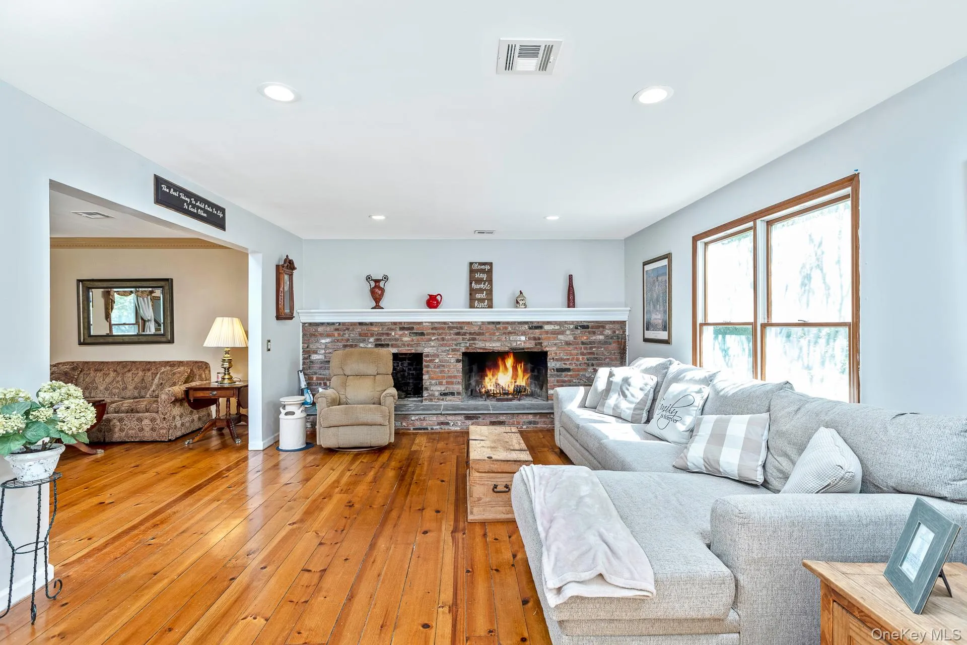 Warm & Inviting Warm & Inviting