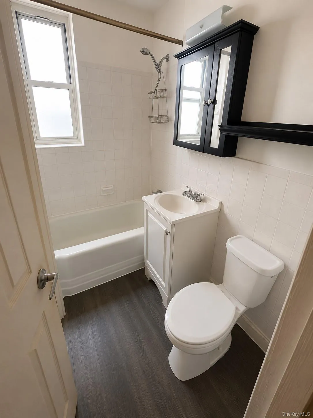 5133 Goldsmith Street, New York, NY, 2 Bedrooms Bedrooms, 4 Rooms Rooms,1 BathroomBathrooms,Residential Sale,For Rent,Goldsmith,0,1001461 5133 Goldsmith Street, New York, NY, 2 Bedrooms Bedrooms, 4 Rooms Rooms,1 BathroomBathrooms,Residential Sale,For Rent,Goldsmith,0,1001461