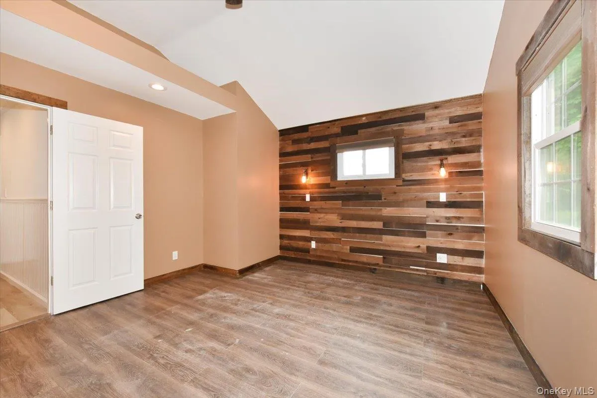 1056 Ocean Avenue, Islip, NY, 3 Bedrooms Bedrooms, 7 Rooms Rooms,2 BathroomsBathrooms,Residential,For Rent,Ocean,0,1001477 1056 Ocean Avenue, Islip, NY, 3 Bedrooms Bedrooms, 7 Rooms Rooms,2 BathroomsBathrooms,Residential,For Rent,Ocean,0,1001477