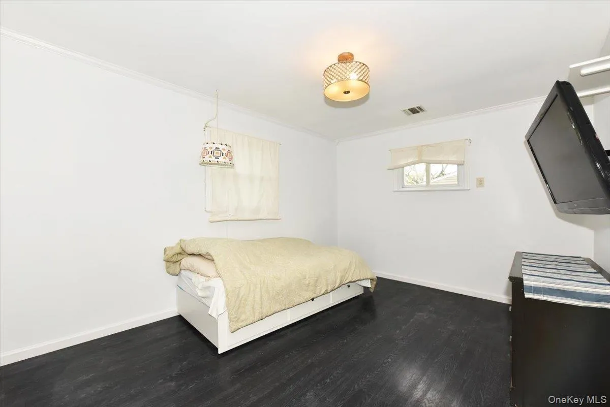 1056 Ocean Avenue, Islip, NY, 3 Bedrooms Bedrooms, 7 Rooms Rooms,2 BathroomsBathrooms,Residential,For Rent,Ocean,0,1001477 1056 Ocean Avenue, Islip, NY, 3 Bedrooms Bedrooms, 7 Rooms Rooms,2 BathroomsBathrooms,Residential,For Rent,Ocean,0,1001477