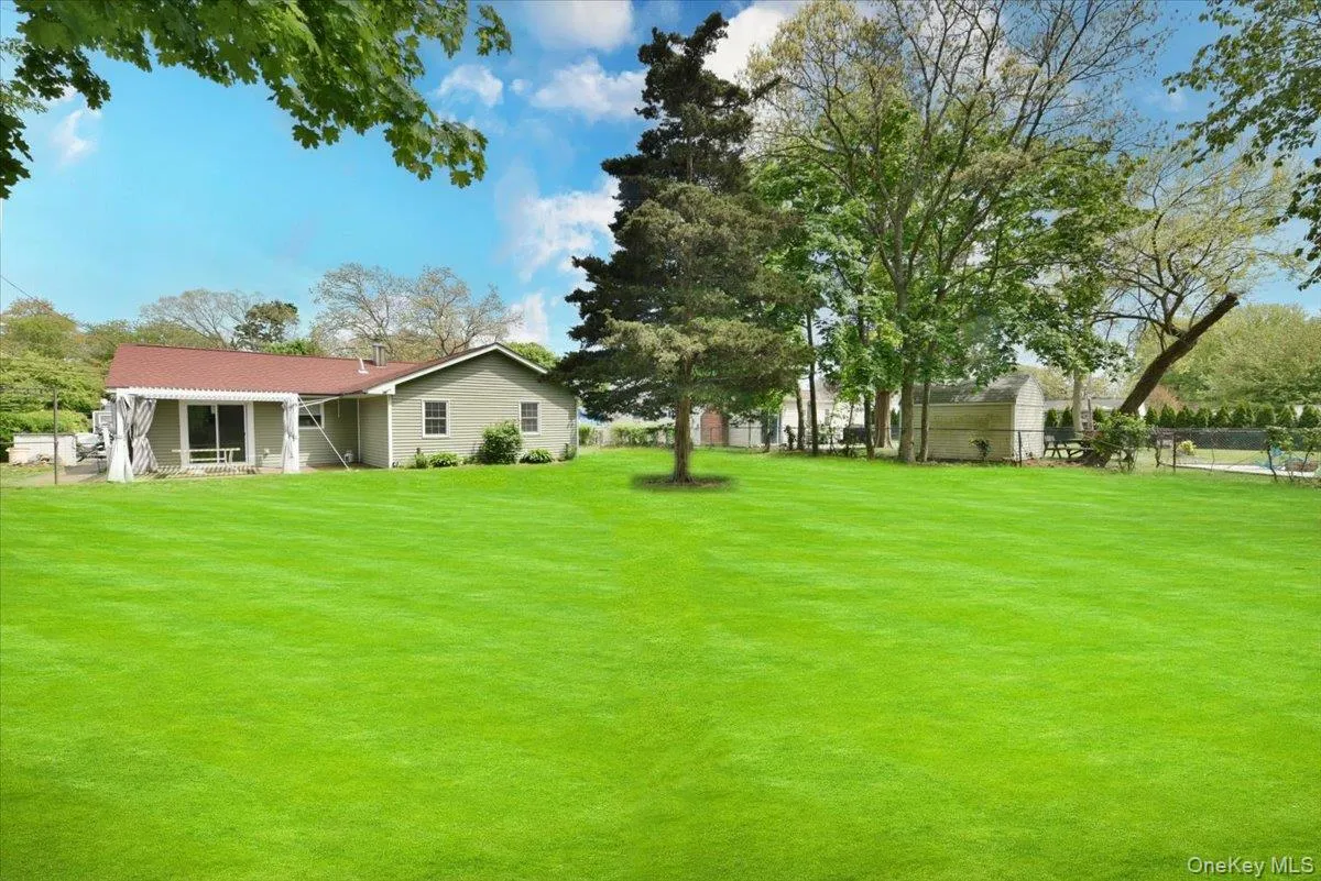1056 Ocean Avenue, Islip, NY, 3 Bedrooms Bedrooms, 7 Rooms Rooms,2 BathroomsBathrooms,Residential,For Rent,Ocean,0,1001477 1056 Ocean Avenue, Islip, NY, 3 Bedrooms Bedrooms, 7 Rooms Rooms,2 BathroomsBathrooms,Residential,For Rent,Ocean,0,1001477