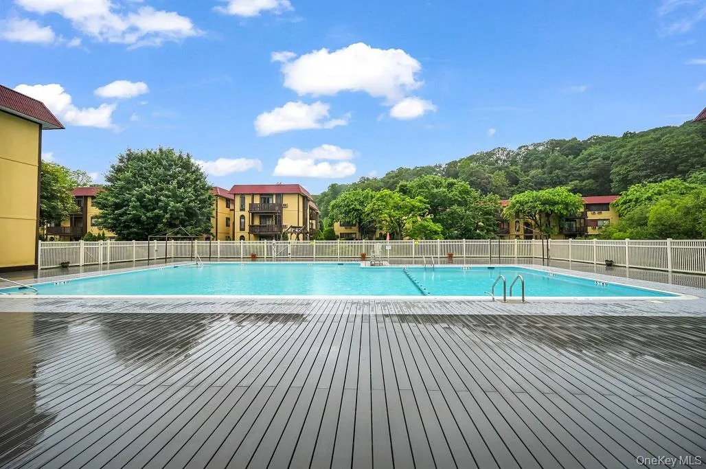 3 Granada Crescent, Greenburgh, NY, 3 Bedrooms Bedrooms, 7 Rooms Rooms,2 BathroomsBathrooms,Residential,For Rent,Granada,0,1001485 3 Granada Crescent, Greenburgh, NY, 3 Bedrooms Bedrooms, 7 Rooms Rooms,2 BathroomsBathrooms,Residential,For Rent,Granada,0,1001485