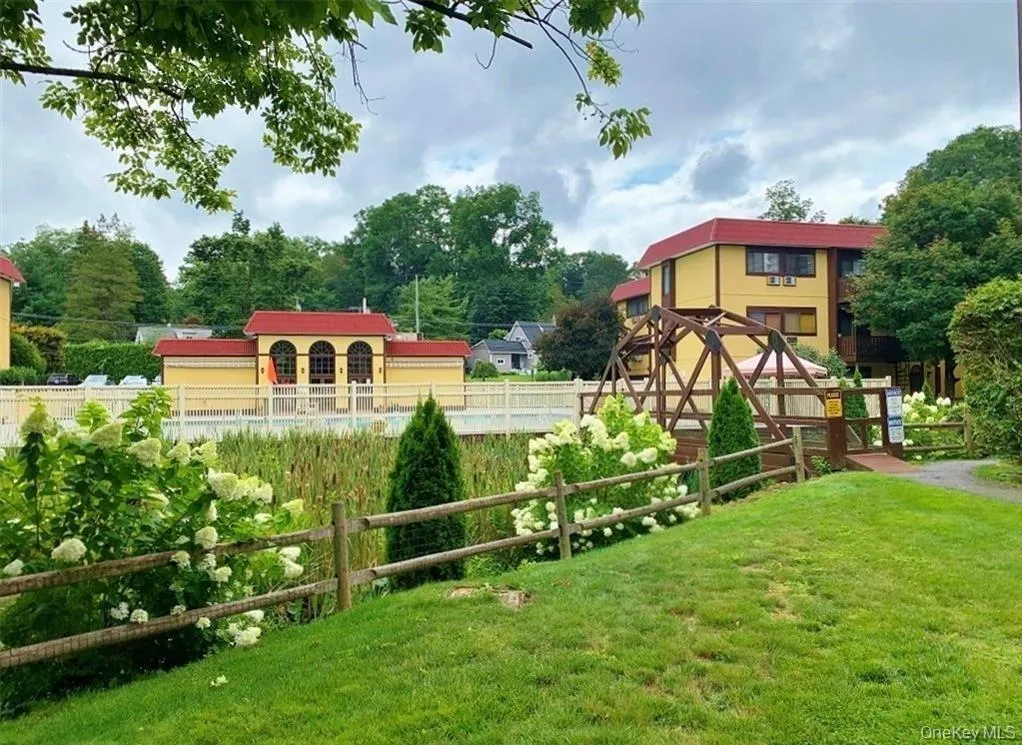 3 Granada Crescent, Greenburgh, NY, 3 Bedrooms Bedrooms, 7 Rooms Rooms,2 BathroomsBathrooms,Residential,For Rent,Granada,0,1001485 3 Granada Crescent, Greenburgh, NY, 3 Bedrooms Bedrooms, 7 Rooms Rooms,2 BathroomsBathrooms,Residential,For Rent,Granada,0,1001485