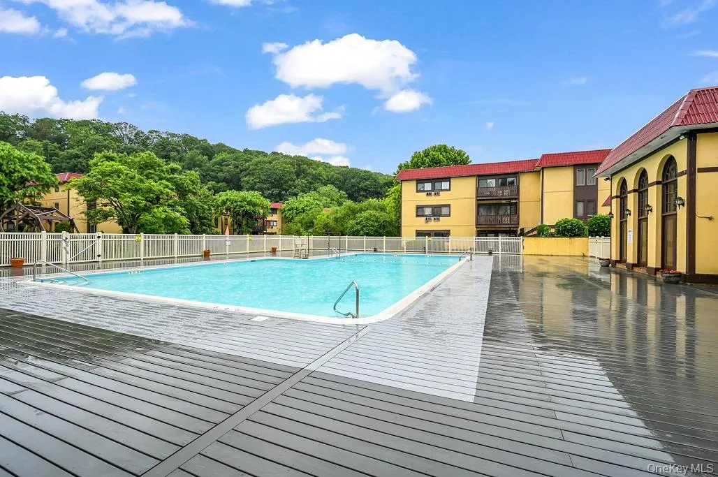3 Granada Crescent, Greenburgh, NY, 3 Bedrooms Bedrooms, 7 Rooms Rooms,2 BathroomsBathrooms,Residential,For Rent,Granada,0,1001485 3 Granada Crescent, Greenburgh, NY, 3 Bedrooms Bedrooms, 7 Rooms Rooms,2 BathroomsBathrooms,Residential,For Rent,Granada,0,1001485