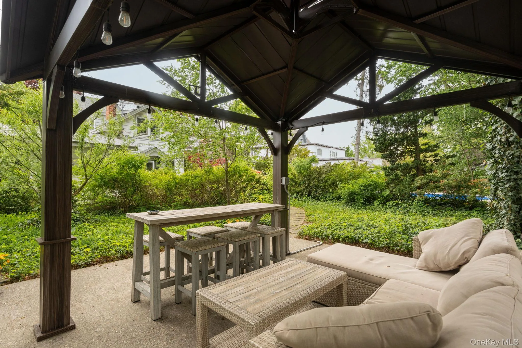 322 Albany Avenue, Kingston, NY, 6 Bedrooms Bedrooms, 15 Rooms Rooms,5 BathroomsBathrooms,Residential Sale,For Rent,Albany,0,1001496 322 Albany Avenue, Kingston, NY, 6 Bedrooms Bedrooms, 15 Rooms Rooms,5 BathroomsBathrooms,Residential Sale,For Rent,Albany,0,1001496