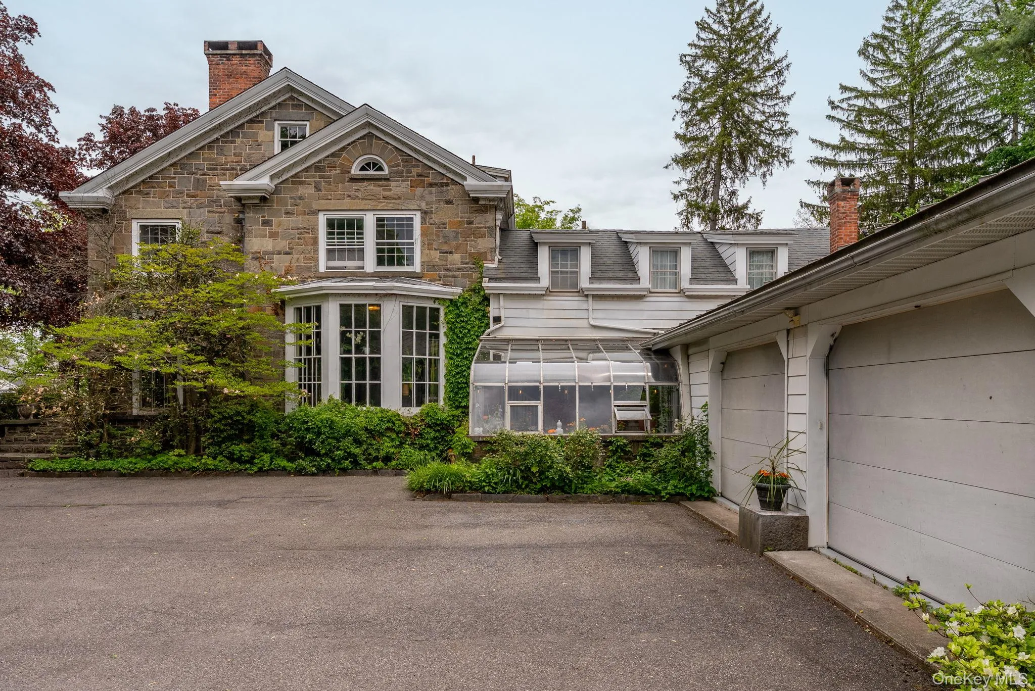 322 Albany Avenue, Kingston, NY, 6 Bedrooms Bedrooms, 15 Rooms Rooms,5 BathroomsBathrooms,Residential Sale,For Rent,Albany,0,1001496 322 Albany Avenue, Kingston, NY, 6 Bedrooms Bedrooms, 15 Rooms Rooms,5 BathroomsBathrooms,Residential Sale,For Rent,Albany,0,1001496