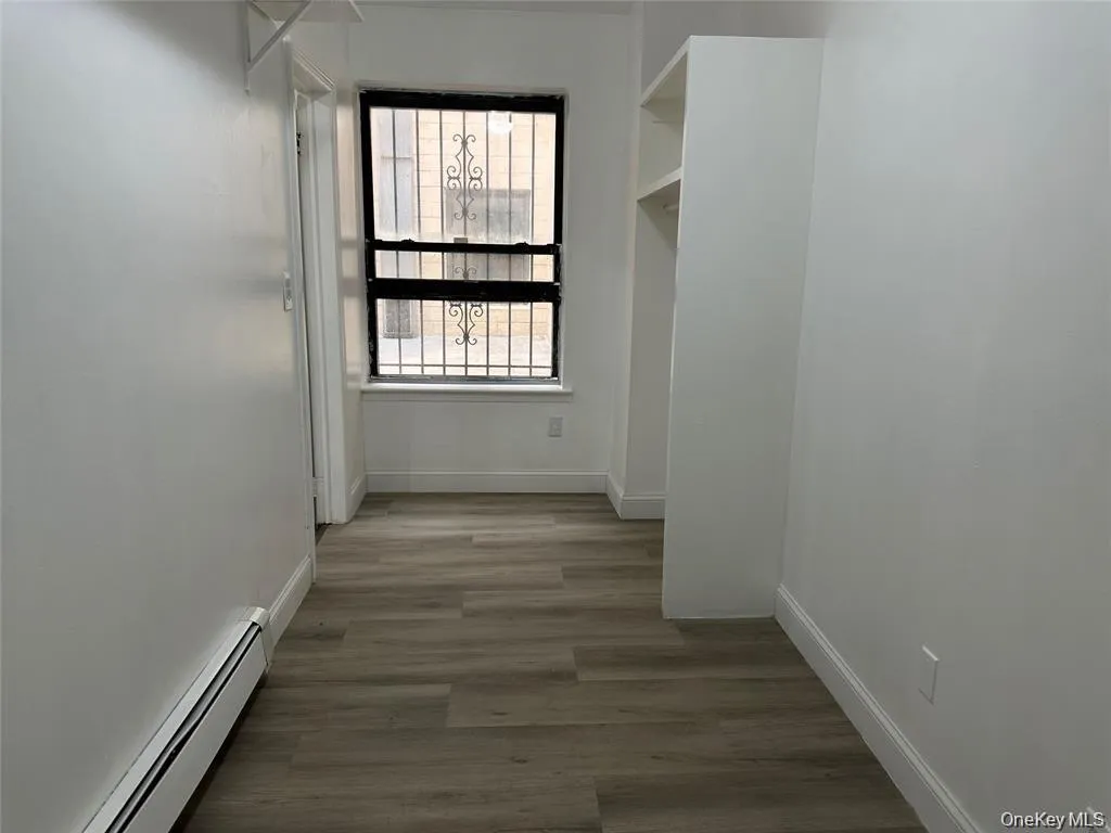 8410 101 Street, New York, NY, 2 Bedrooms Bedrooms, 5 Rooms Rooms,1 BathroomBathrooms,Residential Lease,For Rent,101,0,1001506 8410 101 Street, New York, NY, 2 Bedrooms Bedrooms, 5 Rooms Rooms,1 BathroomBathrooms,Residential Lease,For Rent,101,0,1001506