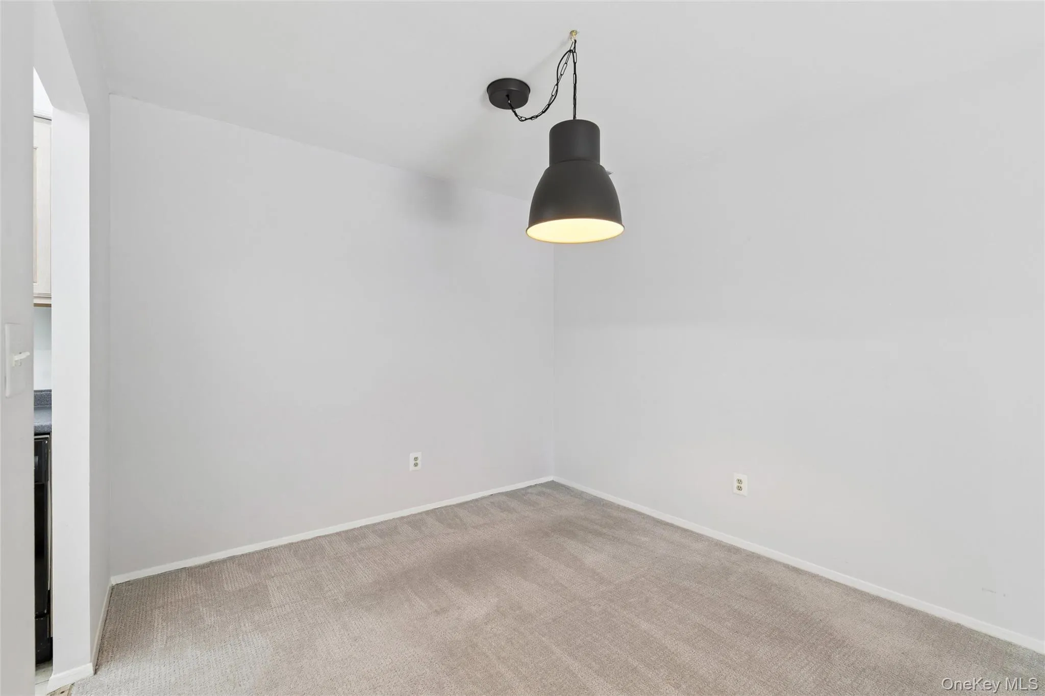 132 Birchwood Road, Brookhaven, NY, 2 Bedrooms Bedrooms, 6 Rooms Rooms,1 BathroomBathrooms,Residential,For Rent,Birchwood,0,1001507 132 Birchwood Road, Brookhaven, NY, 2 Bedrooms Bedrooms, 6 Rooms Rooms,1 BathroomBathrooms,Residential,For Rent,Birchwood,0,1001507