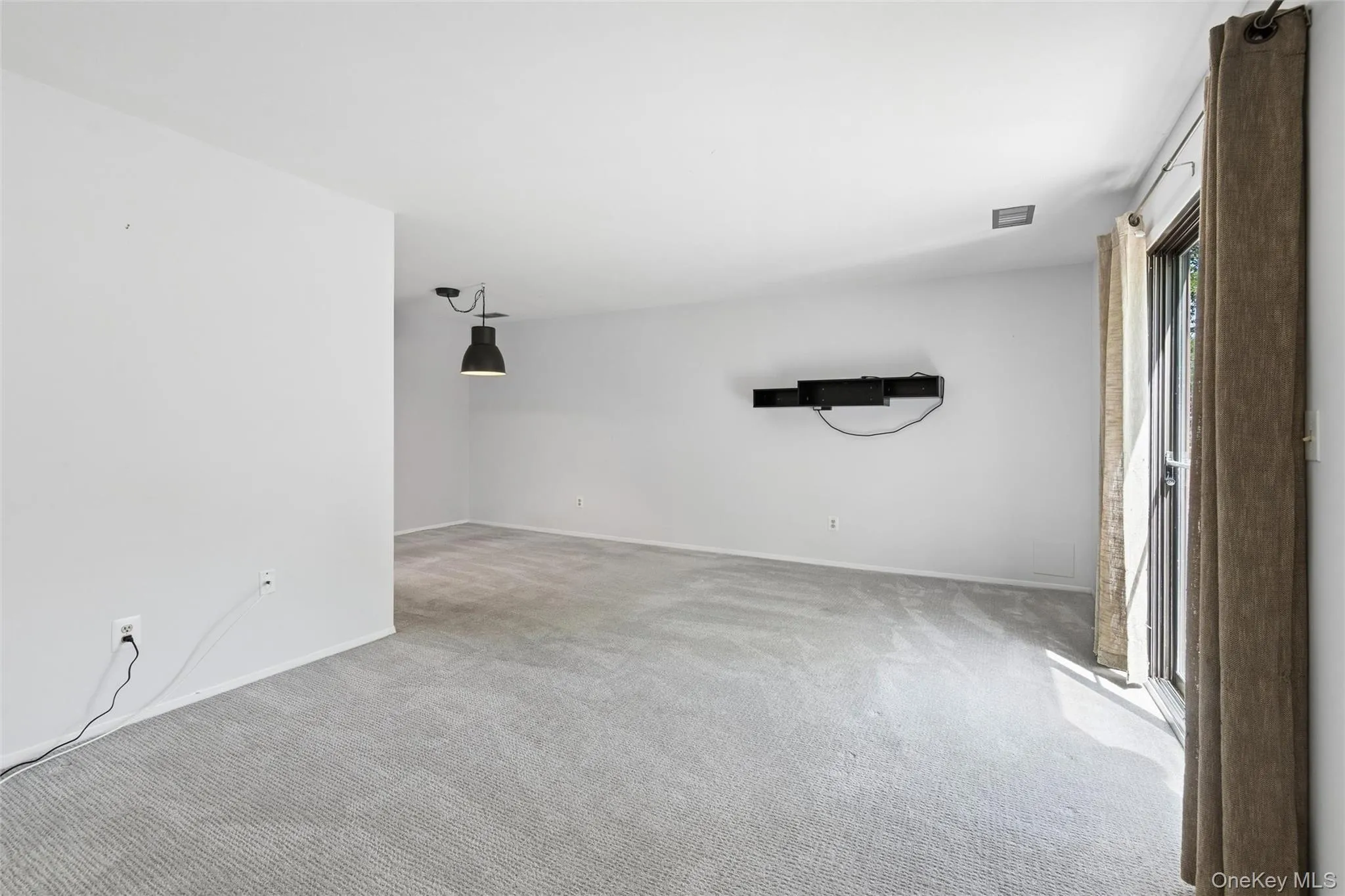 132 Birchwood Road, Brookhaven, NY, 2 Bedrooms Bedrooms, 6 Rooms Rooms,1 BathroomBathrooms,Residential,For Rent,Birchwood,0,1001507 132 Birchwood Road, Brookhaven, NY, 2 Bedrooms Bedrooms, 6 Rooms Rooms,1 BathroomBathrooms,Residential,For Rent,Birchwood,0,1001507