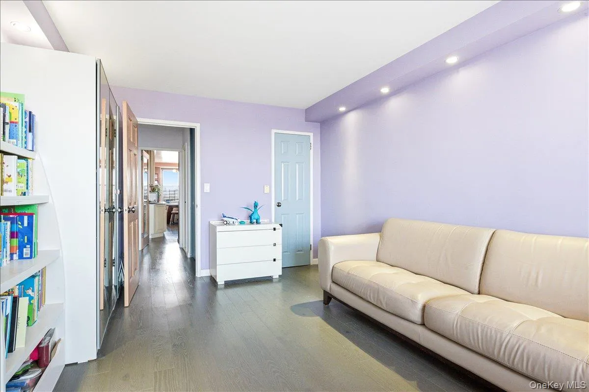 70-25 Yellowstone Boulevard, New York, NY, 2 Bedrooms Bedrooms, 6 Rooms Rooms,2 BathroomsBathrooms,Residential Sale,For Rent,Yellowstone,0,1001508 70-25 Yellowstone Boulevard, New York, NY, 2 Bedrooms Bedrooms, 6 Rooms Rooms,2 BathroomsBathrooms,Residential Sale,For Rent,Yellowstone,0,1001508