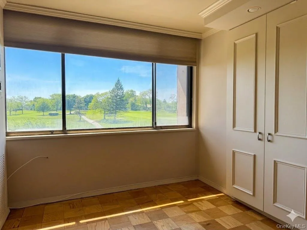 269-10 Grand Central Parkway, New York, NY, 1 Bedroom Bedrooms, 4 Rooms Rooms,1 BathroomBathrooms,Residential Sale,For Rent,Grand Central,0,1001509 269-10 Grand Central Parkway, New York, NY, 1 Bedroom Bedrooms, 4 Rooms Rooms,1 BathroomBathrooms,Residential Sale,For Rent,Grand Central,0,1001509