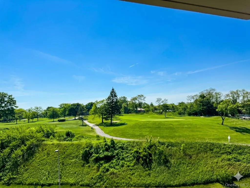269-10 Grand Central Parkway, New York, NY, 1 Bedroom Bedrooms, 4 Rooms Rooms,1 BathroomBathrooms,Residential Sale,For Rent,Grand Central,0,1001509 269-10 Grand Central Parkway, New York, NY, 1 Bedroom Bedrooms, 4 Rooms Rooms,1 BathroomBathrooms,Residential Sale,For Rent,Grand Central,0,1001509