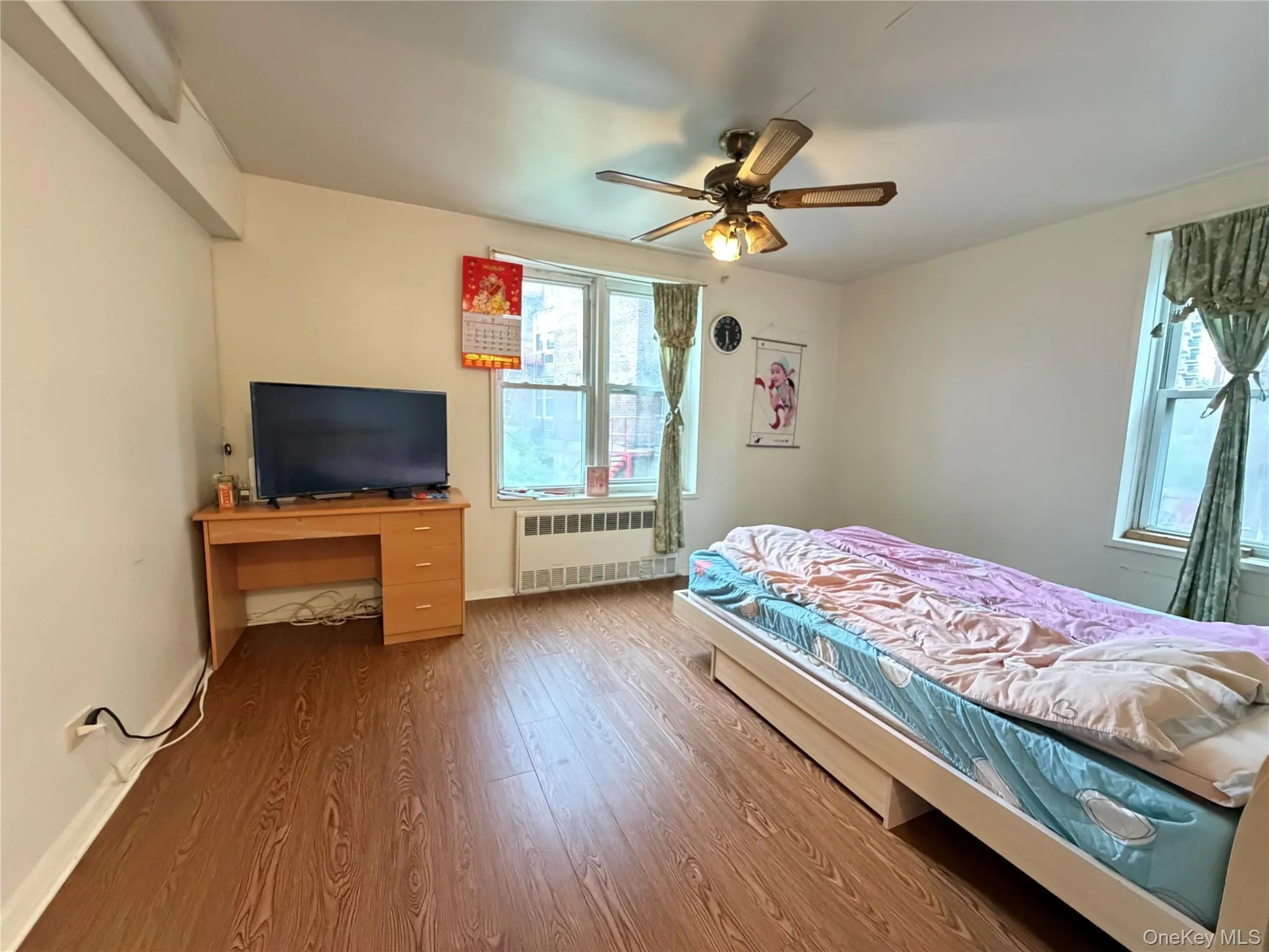 42-95 Main Street, New York, NY, 1 Bedroom Bedrooms, 4 Rooms Rooms,1 BathroomBathrooms,Residential Sale,For Rent,Main Street,0,1001513 42-95 Main Street, New York, NY, 1 Bedroom Bedrooms, 4 Rooms Rooms,1 BathroomBathrooms,Residential Sale,For Rent,Main Street,0,1001513