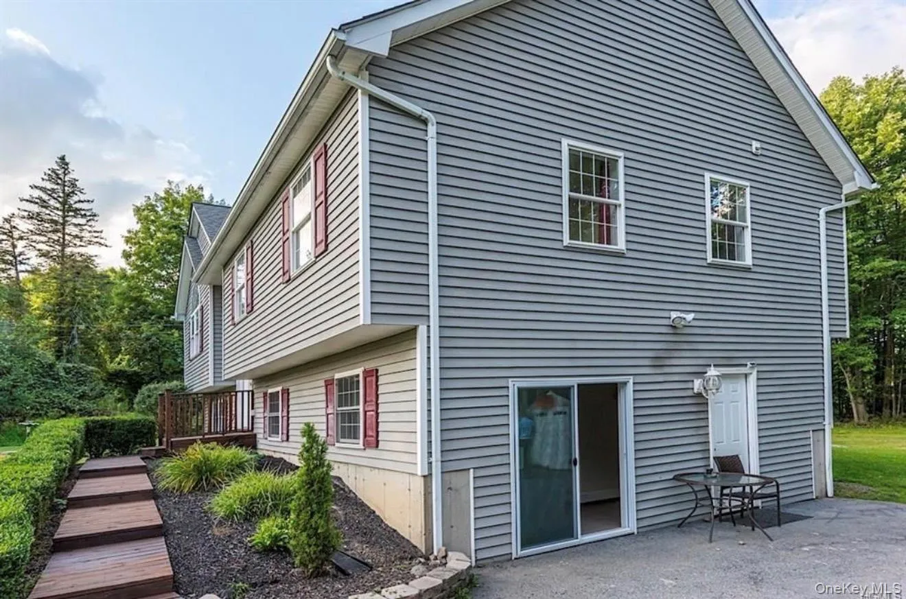 86 Maples Road, Middletown, NY, 4 Bedrooms Bedrooms, 8 Rooms Rooms,3 BathroomsBathrooms,Residential,For Rent,Maples,0,1001524 86 Maples Road, Middletown, NY, 4 Bedrooms Bedrooms, 8 Rooms Rooms,3 BathroomsBathrooms,Residential,For Rent,Maples,0,1001524