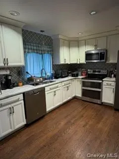86 Maples Road, Middletown, NY, 4 Bedrooms Bedrooms, 8 Rooms Rooms,3 BathroomsBathrooms,Residential,For Rent,Maples,0,1001524 86 Maples Road, Middletown, NY, 4 Bedrooms Bedrooms, 8 Rooms Rooms,3 BathroomsBathrooms,Residential,For Rent,Maples,0,1001524