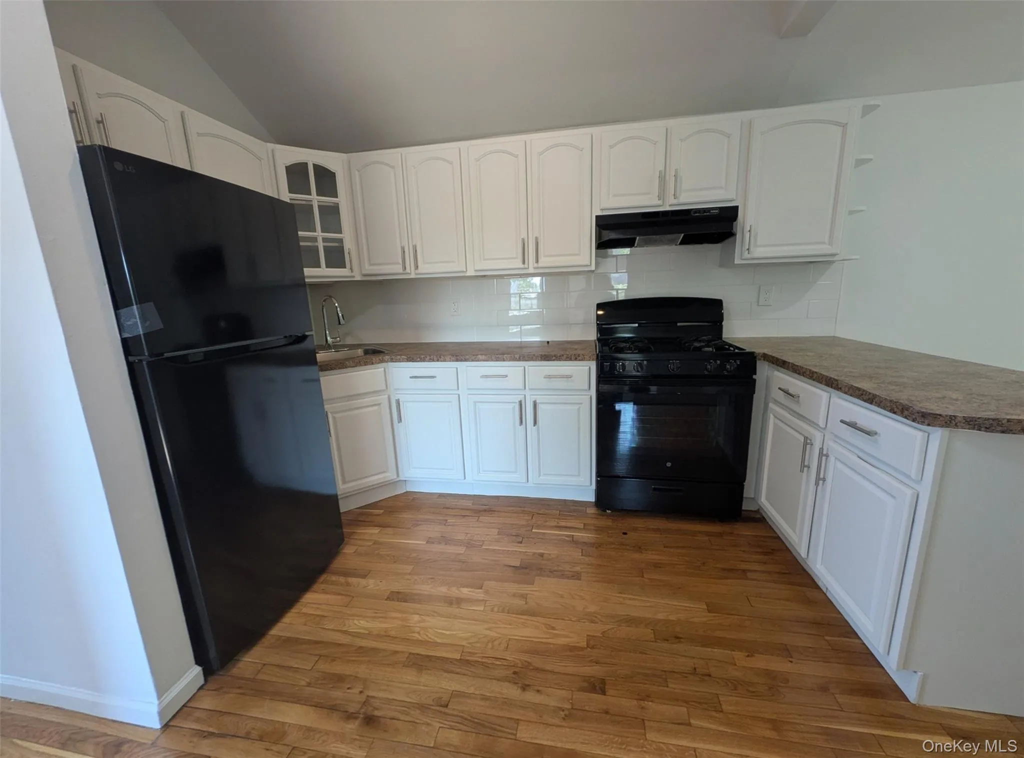 174-17 129th Avenue, New York, NY, 3 Bedrooms Bedrooms, 4 Rooms Rooms,1 BathroomBathrooms,Residential Lease,For Rent,129th,0,1001528 174-17 129th Avenue, New York, NY, 3 Bedrooms Bedrooms, 4 Rooms Rooms,1 BathroomBathrooms,Residential Lease,For Rent,129th,0,1001528